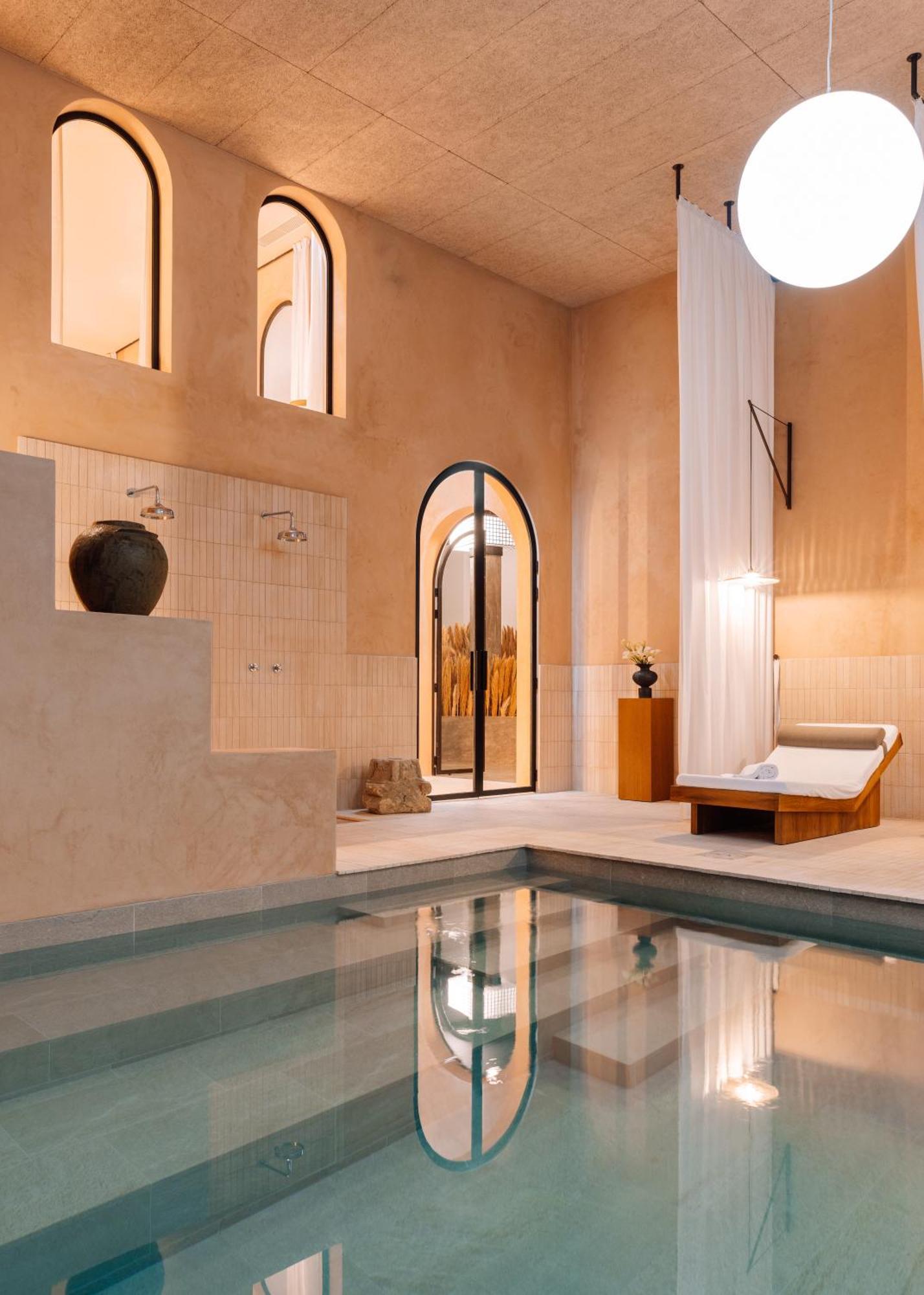 The Rebello Hotel & Spa - Small Luxury Hotels Of The World บีลาโนวาเดกายา ภายนอก รูปภาพ The spa at the Mandarin Oriental, Munich