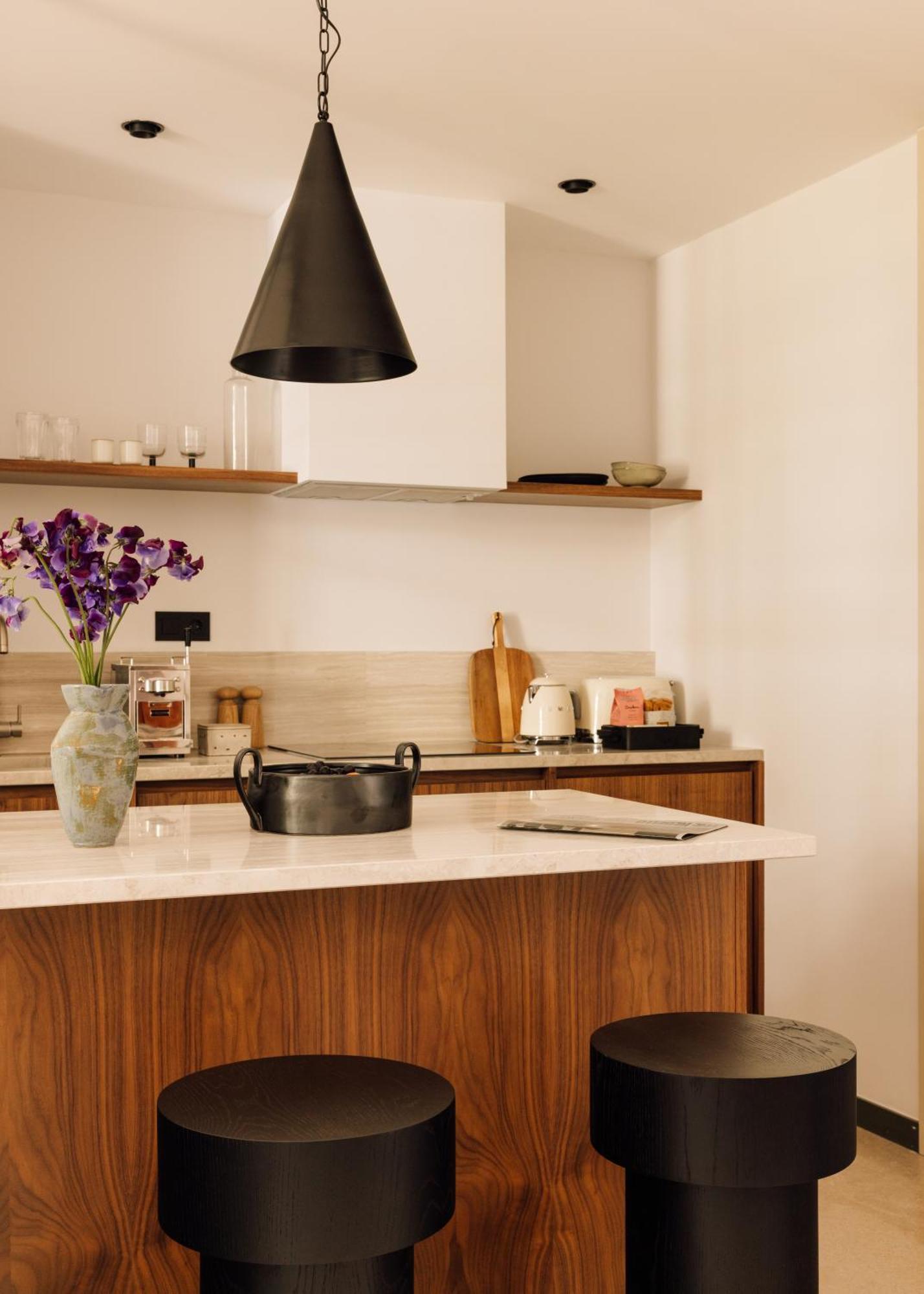 The Rebello Hotel & Spa - Small Luxury Hotels Of The World บีลาโนวาเดกายา ภายนอก รูปภาพ A kitchen with a granite countertop
